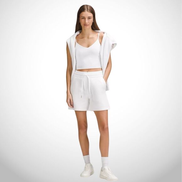 Lululemon Scuba High-Rise Short 5" White size 6 - Picture 5 of 7